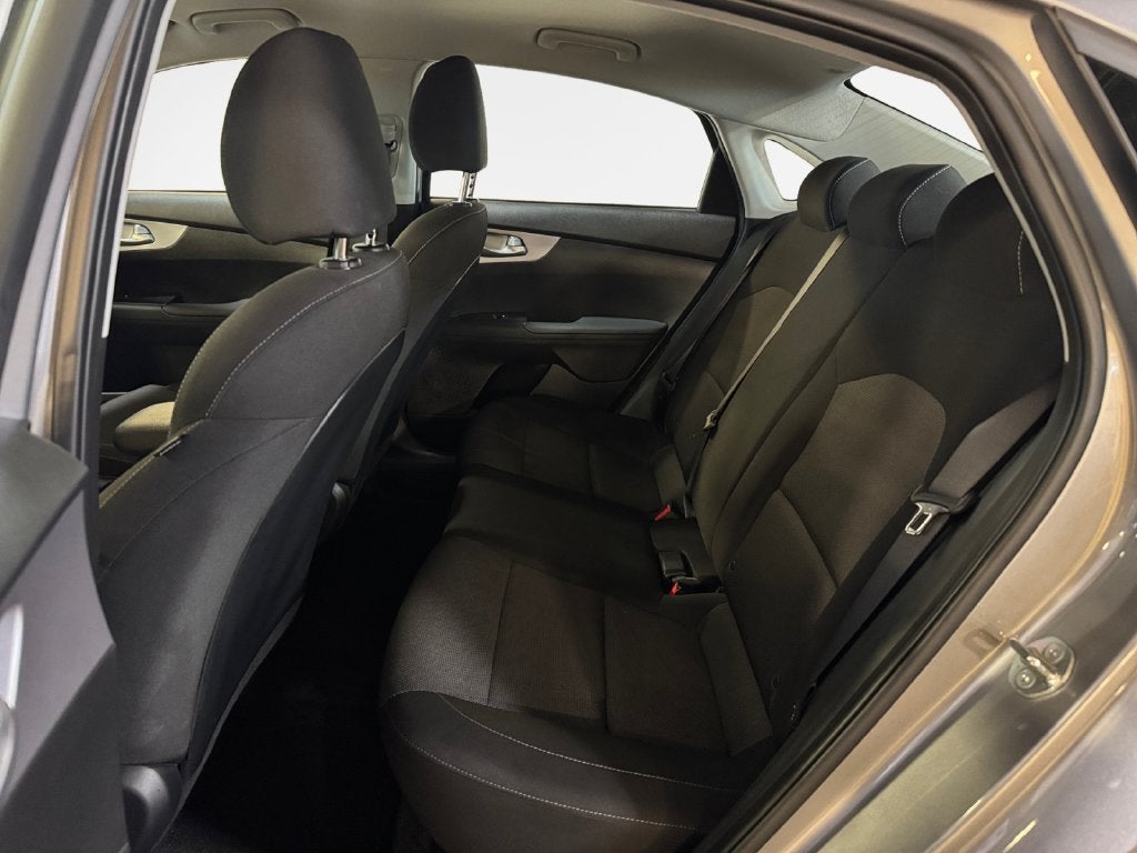 2023 Kia Forte LXS Technology Pkg