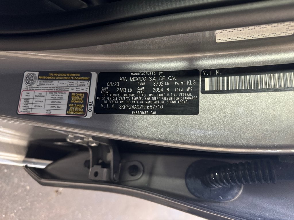 2023 Kia Forte LXS Technology Pkg