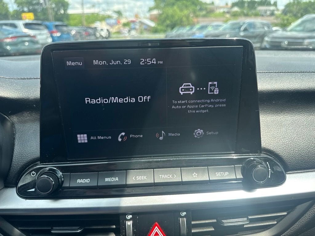 2023 Kia Forte LXS Technology Pkg