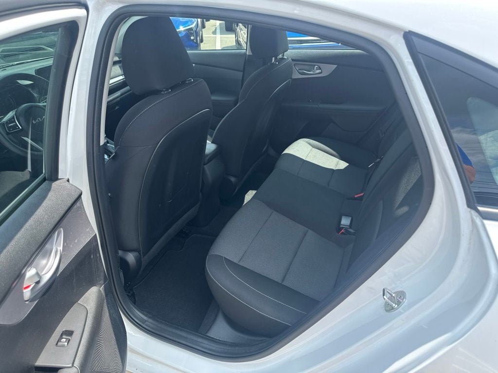 2023 Kia Forte LXS Technology Pkg