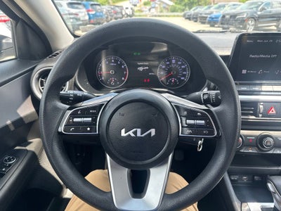 2023 Kia Forte LXS Technology Pkg