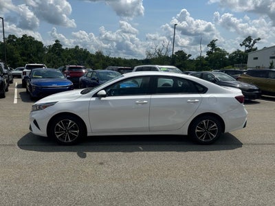 2023 Kia Forte LXS Technology Pkg