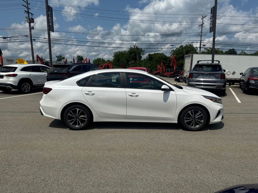 2023 Kia Forte LXS Technology Pkg