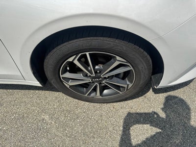 2023 Kia Forte LXS Technology Pkg