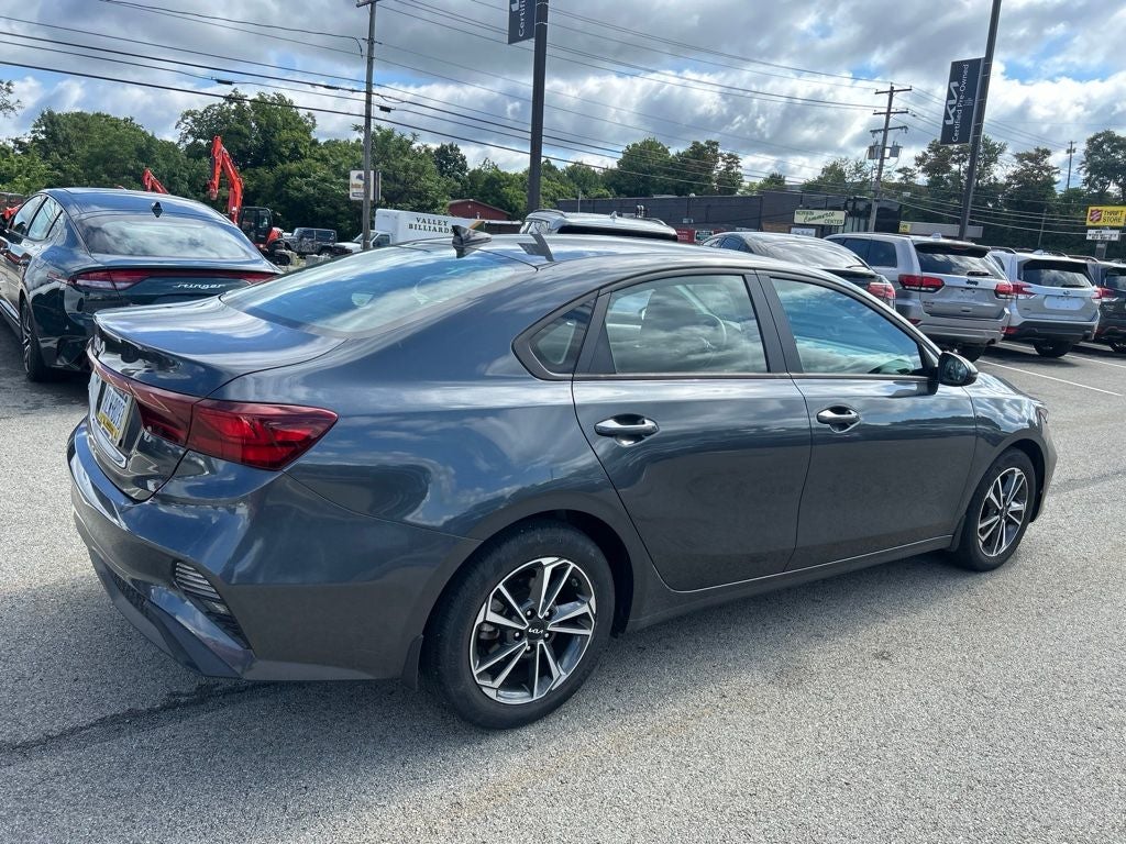 2023 Kia Forte LXS Technology Pkg