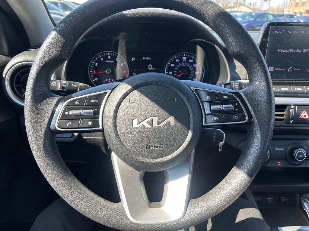 2023 Kia Forte LXS TECHNOLOGY PKG