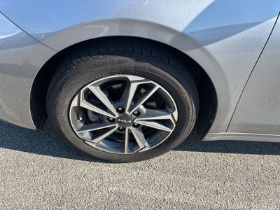 2023 Kia Forte LXS TECHNOLOGY PK