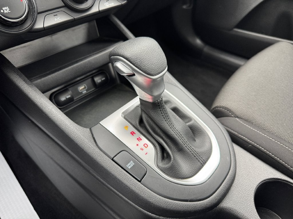 2023 Kia Forte LXS Technology Pkg