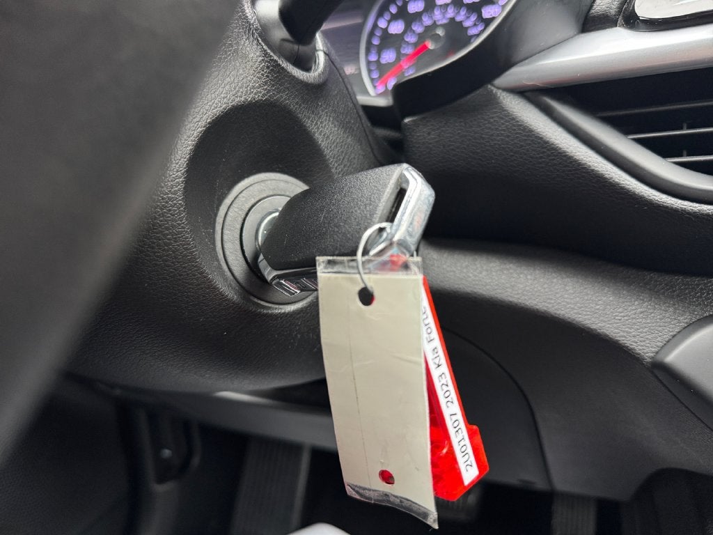 2023 Kia Forte LXS Technology Pkg