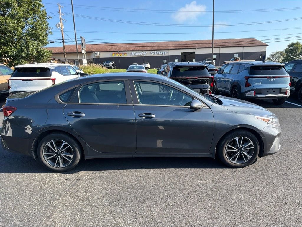 2023 Kia Forte LXS Technology Pkg