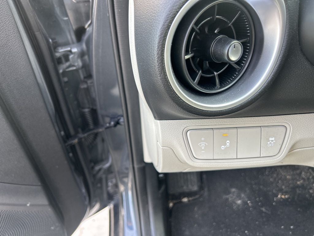 2023 Kia Forte LXS Technology Pkg