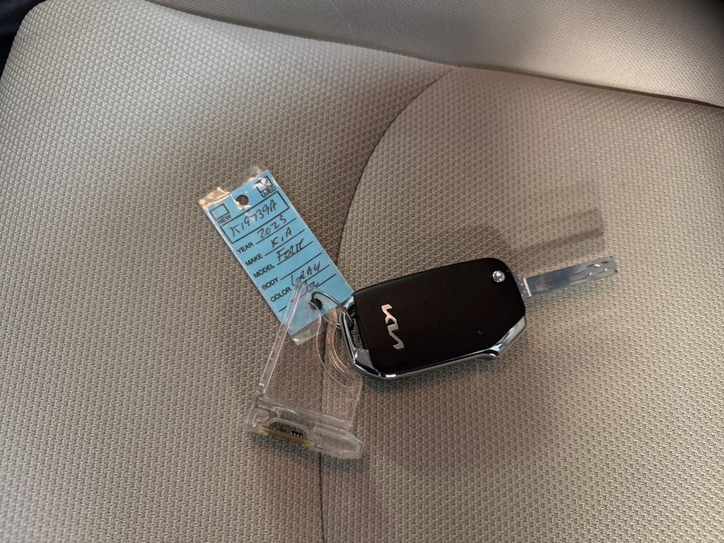 2023 Kia Forte LXS Technology Pkg