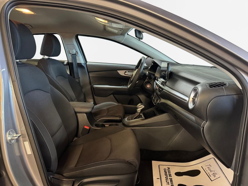 2024 Kia Forte LXS Technology Pkg