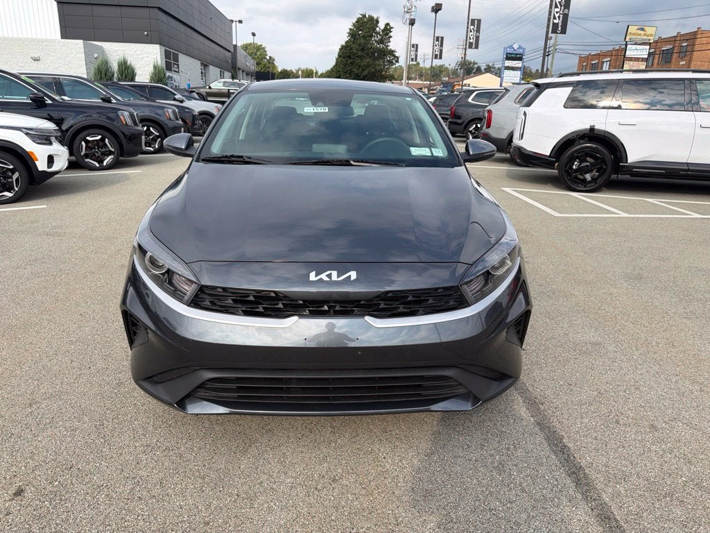 2023 Kia Forte LXS Technology Pkg