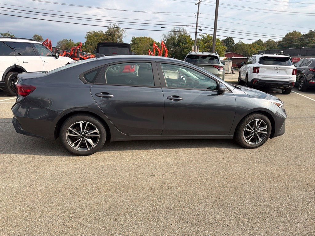 2023 Kia Forte LXS Technology Pkg