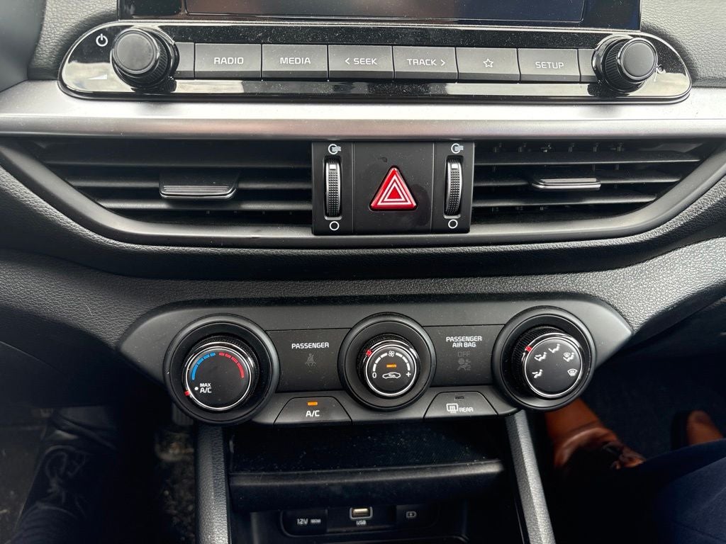 2024 Kia Forte LXS Technology Pkg