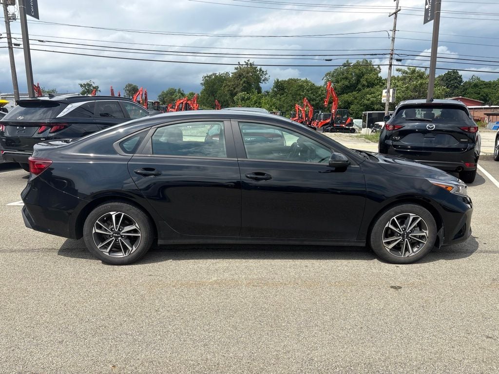 2024 Kia Forte LXS Technology Pkg