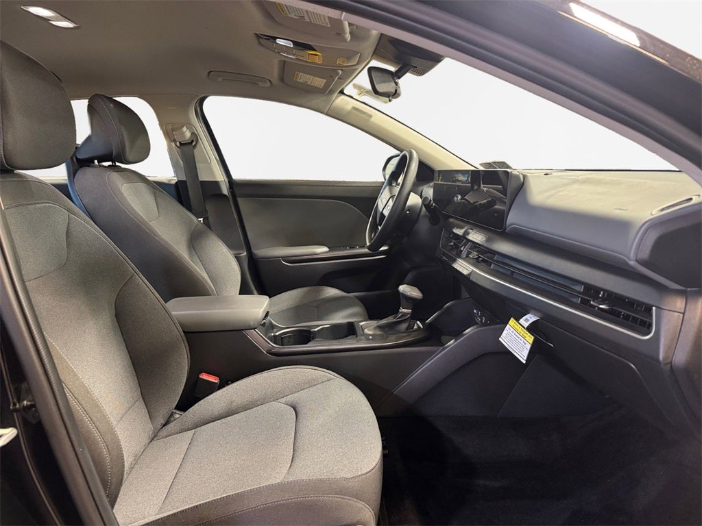 2025 Kia K4 LX