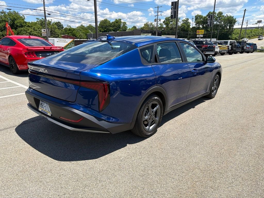 2025 Kia K4 LXS