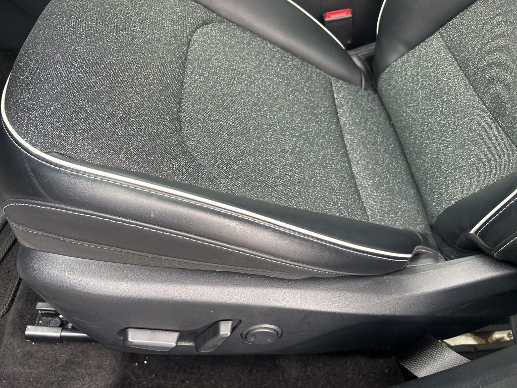 2025 Kia K4 GT-Line Sunroof Pkg