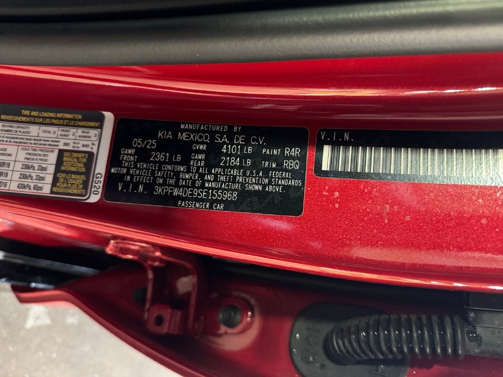 2025 Kia K4 GT-Line