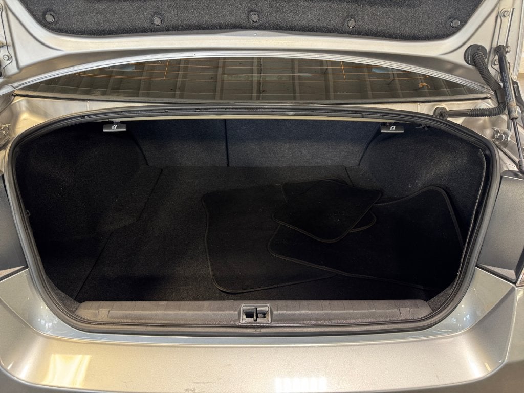 2011 Subaru Legacy 2.5i Premium
