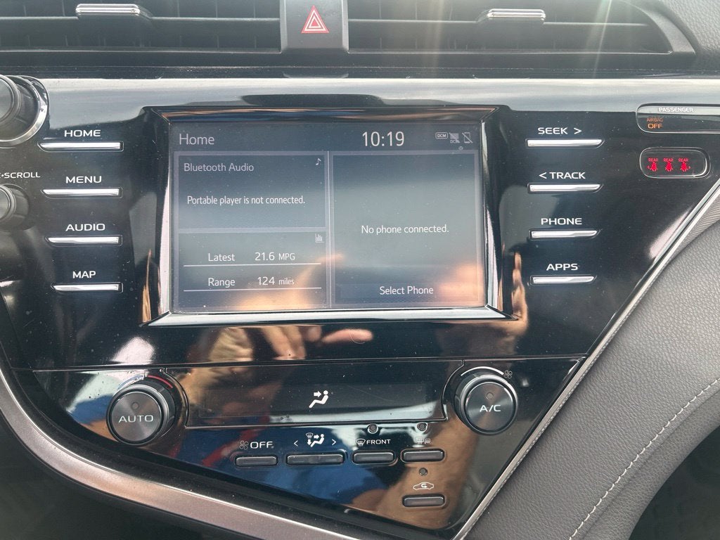 2019 Toyota Camry SE
