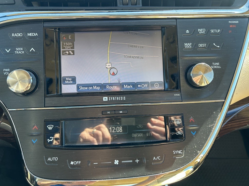 2013 Toyota Avalon Hybrid Base