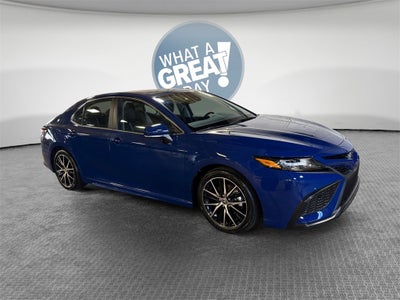 2023 Toyota Camry SE AWD