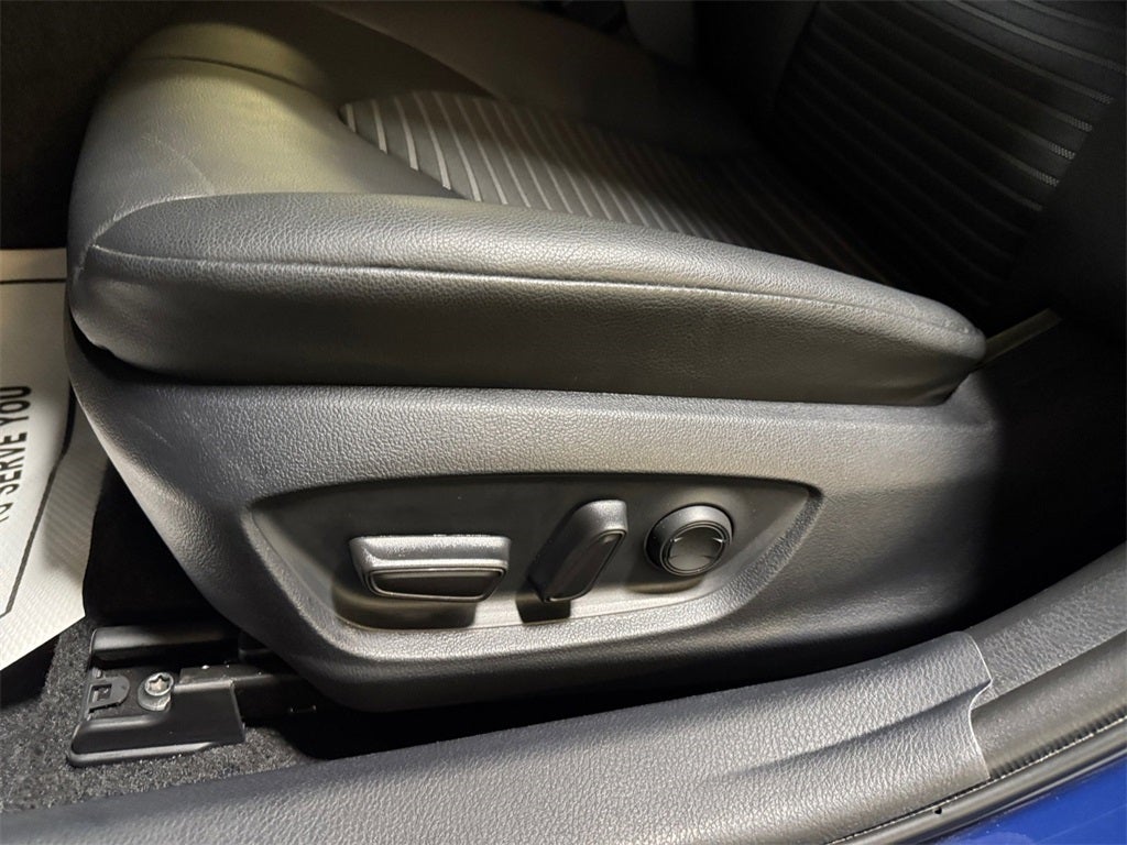 2023 Toyota Camry SE AWD