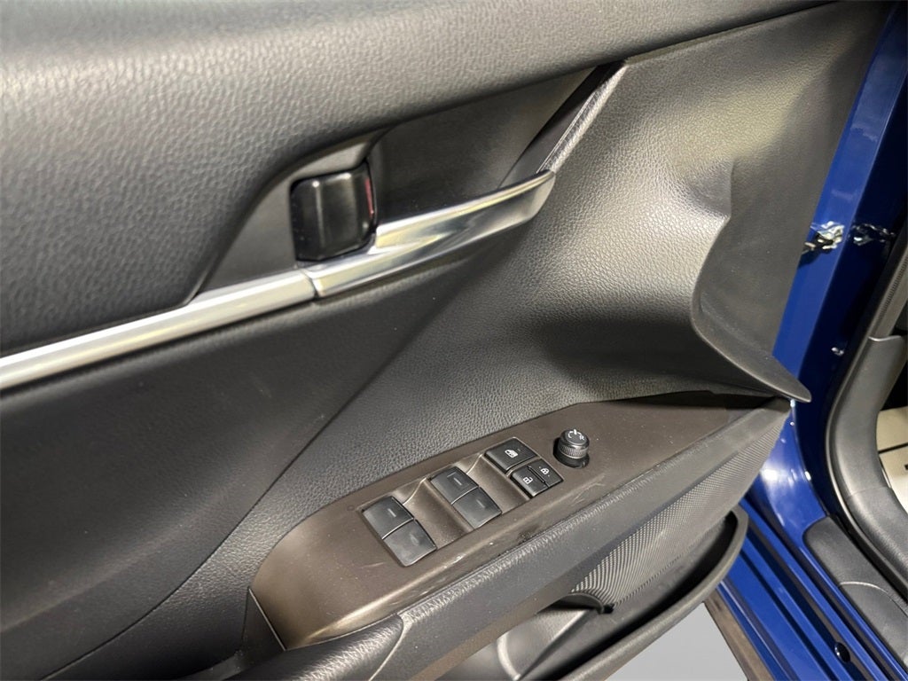 2023 Toyota Camry SE AWD