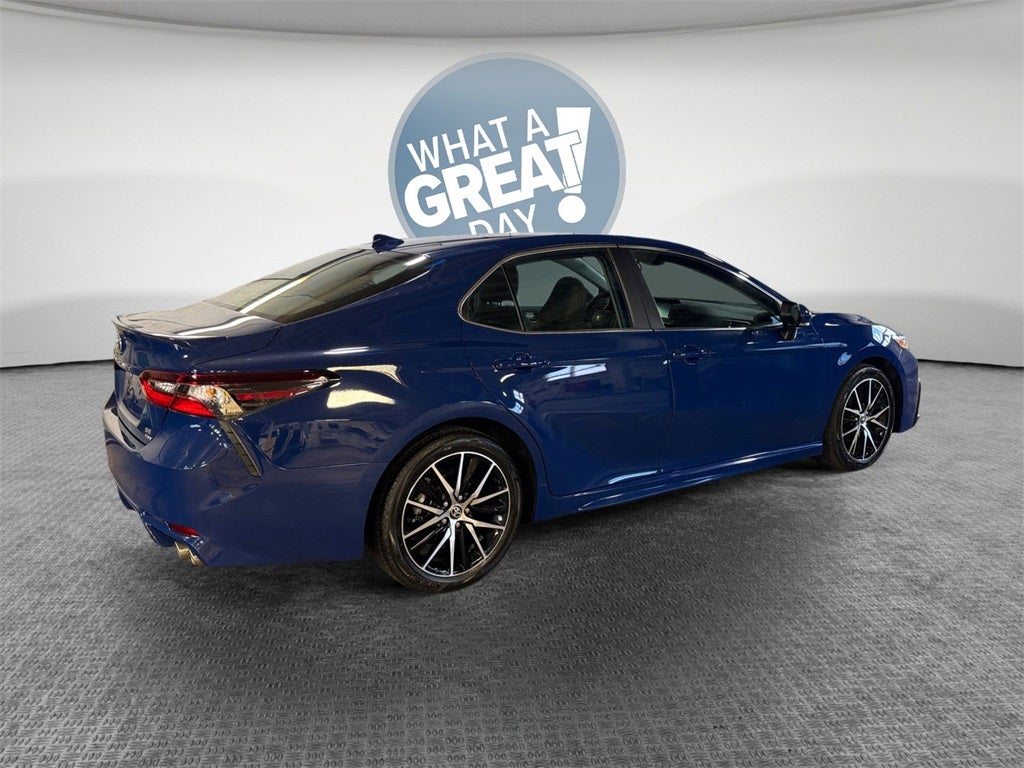 2023 Toyota Camry SE AWD
