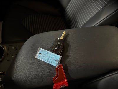 2023 Toyota Camry SE AWD