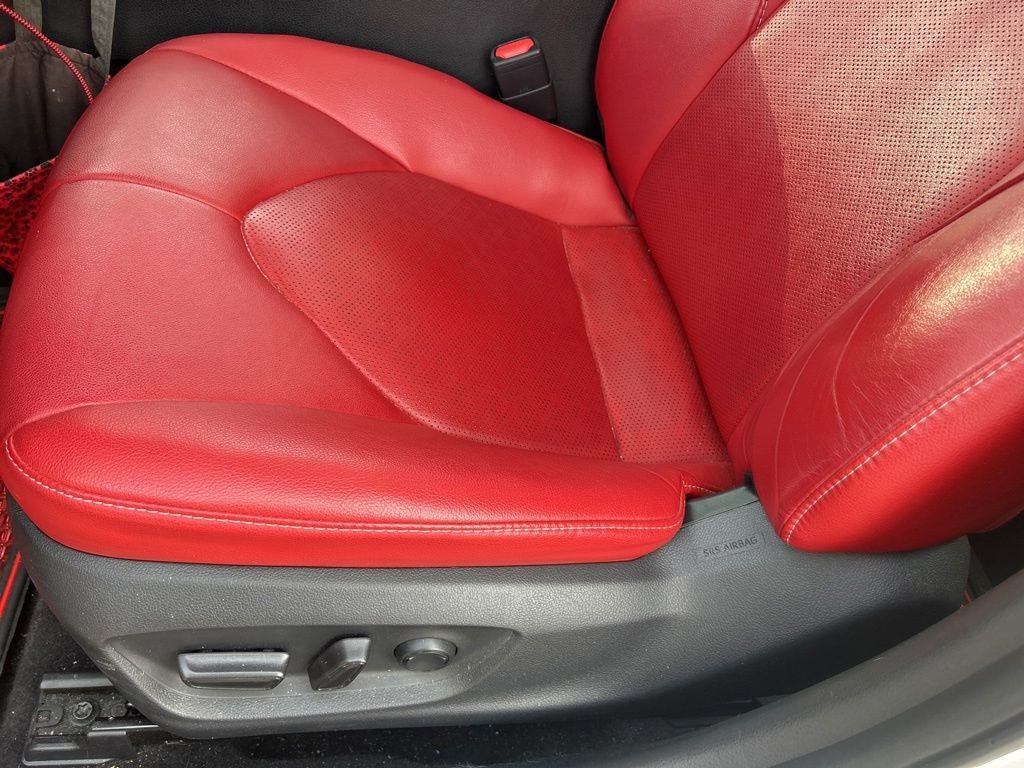 2020 Toyota Camry XSE AWD