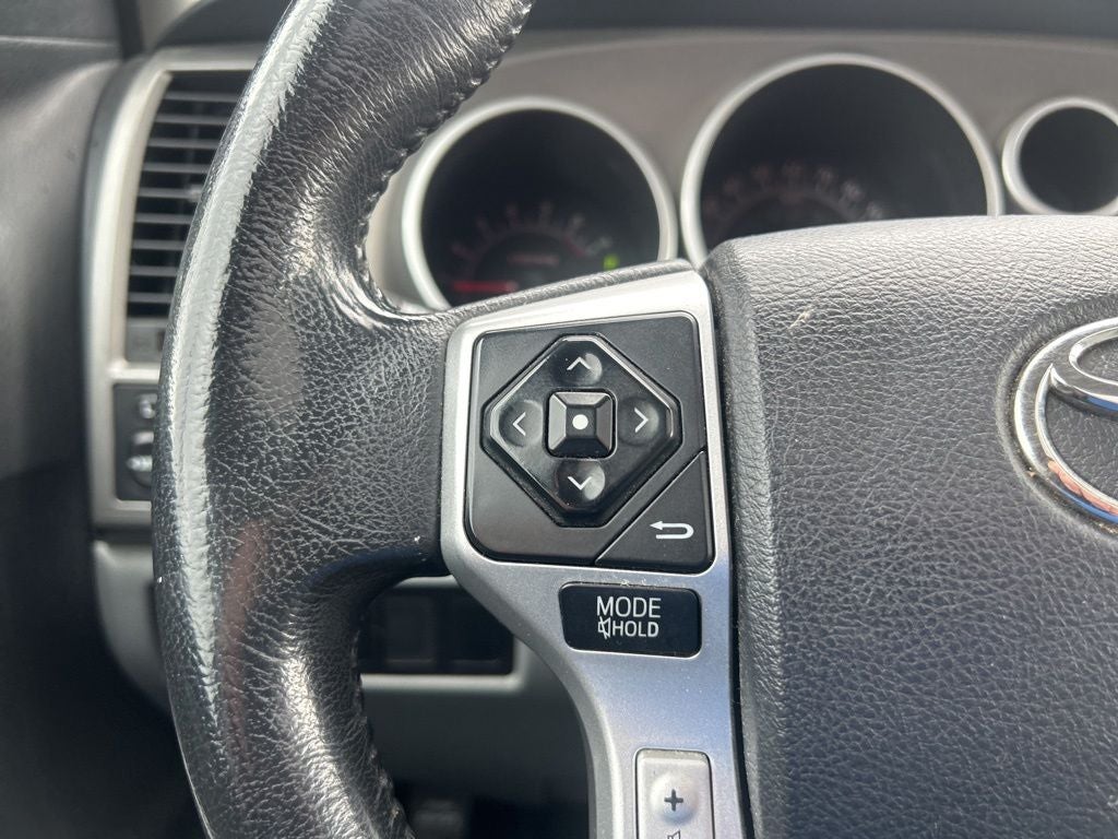 2016 Toyota Sequoia SR5 5.7L