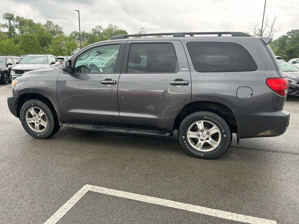 2016 Toyota Sequoia SR5 5.7L