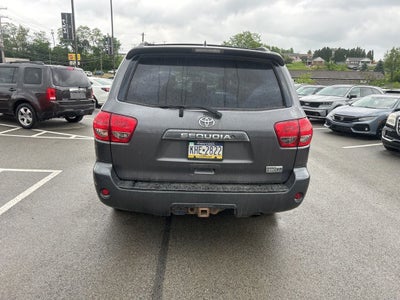 2016 Toyota Sequoia SR5 5.7L