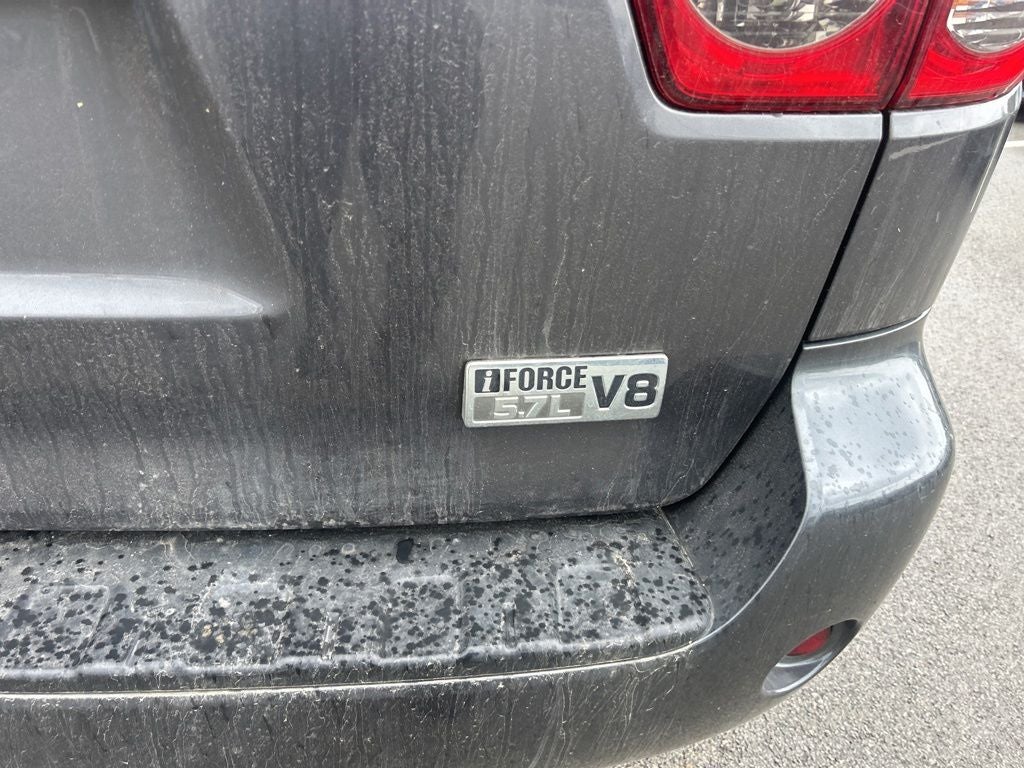 2016 Toyota Sequoia SR5 5.7L