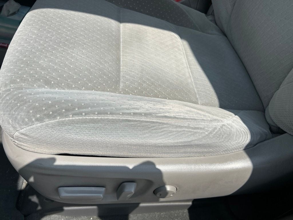 2015 Toyota Sienna LE 7 Passenger