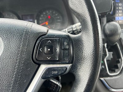 2017 Toyota Sienna LE 7 Passenger