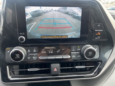 2023 Toyota Highlander Hybrid XLE