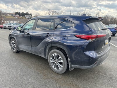 2023 Toyota Highlander Hybrid XLE