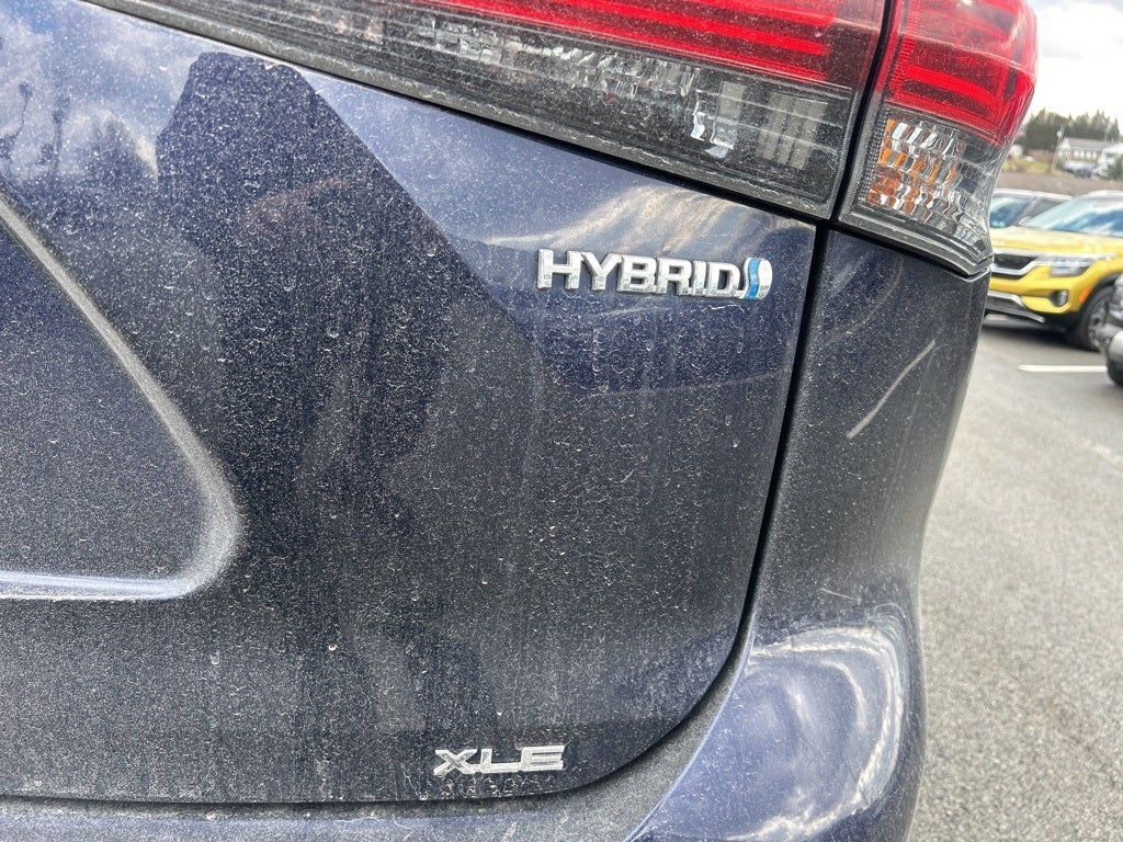 2023 Toyota Highlander Hybrid XLE