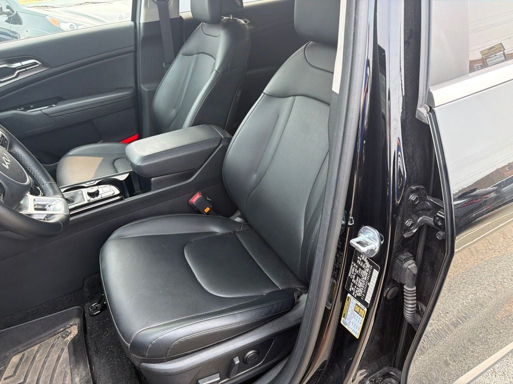 2024 Kia Sportage EX MOONROOF