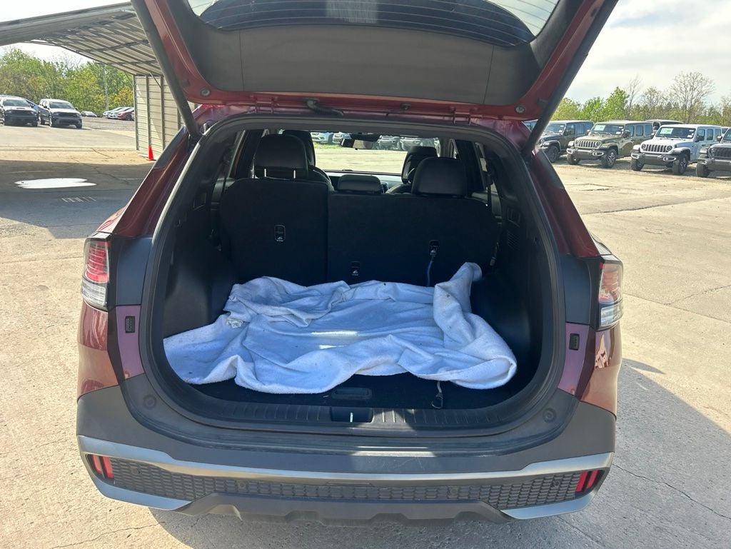 2023 Kia Sportage X-Pro MOONROOF