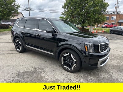 2024 Kia Telluride S MOONROOF