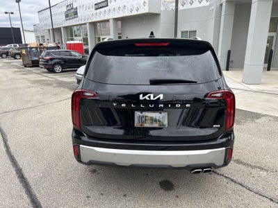 2024 Kia Telluride S MOONROOF
