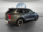 2024 Kia Telluride S MOONROOF