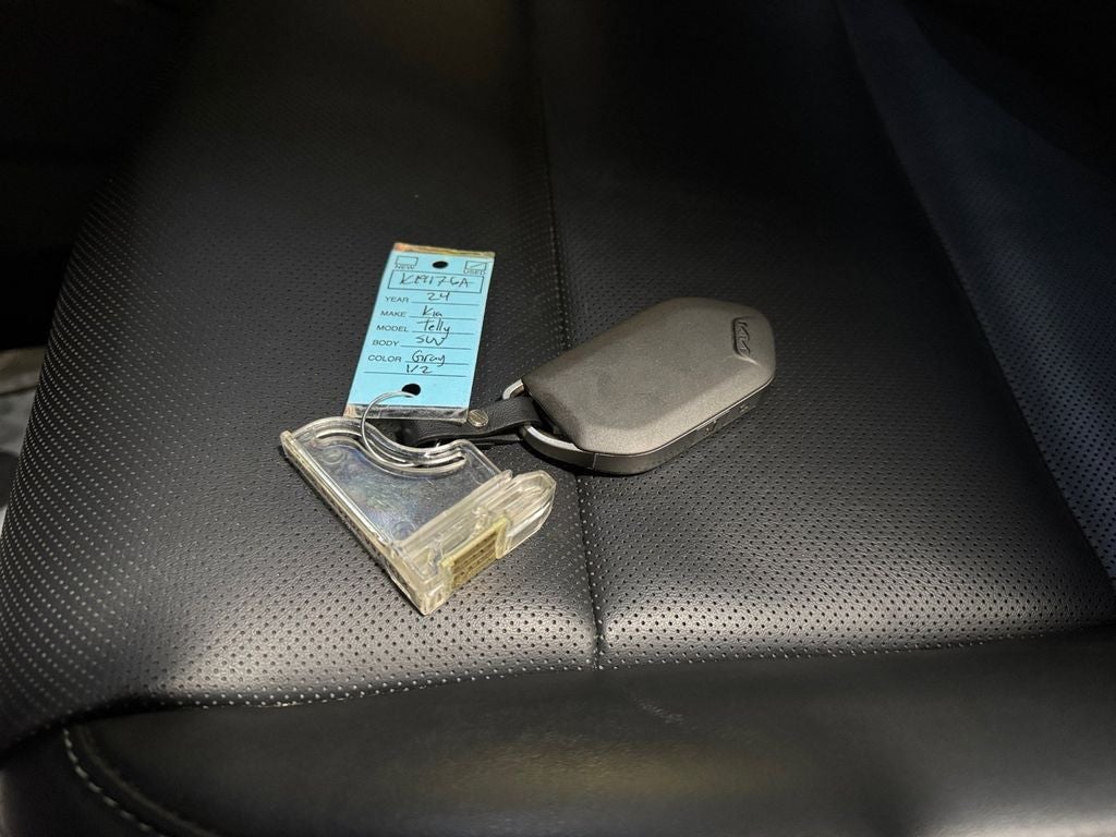 2024 Kia Telluride S MOONROOF