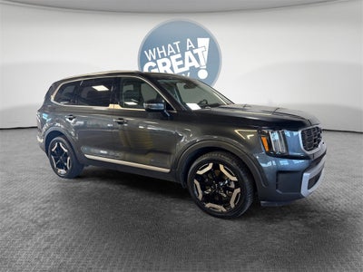 2023 Kia Telluride S MOON RF